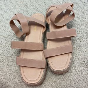 Flat form Sandals